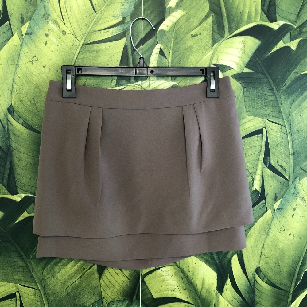 Dark Khaki tiered express skirt